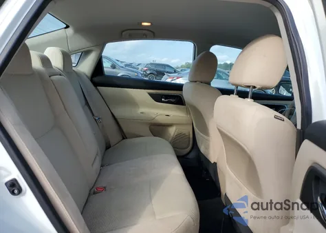 2015 Nissan Altima 2.5 from USA, damaged, VIN 1N4AL3AP1FC131041